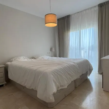 Beautiful Townhouse Close To * Estepona