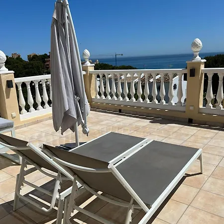 Apartmán Beautiful Townhouse Close To *